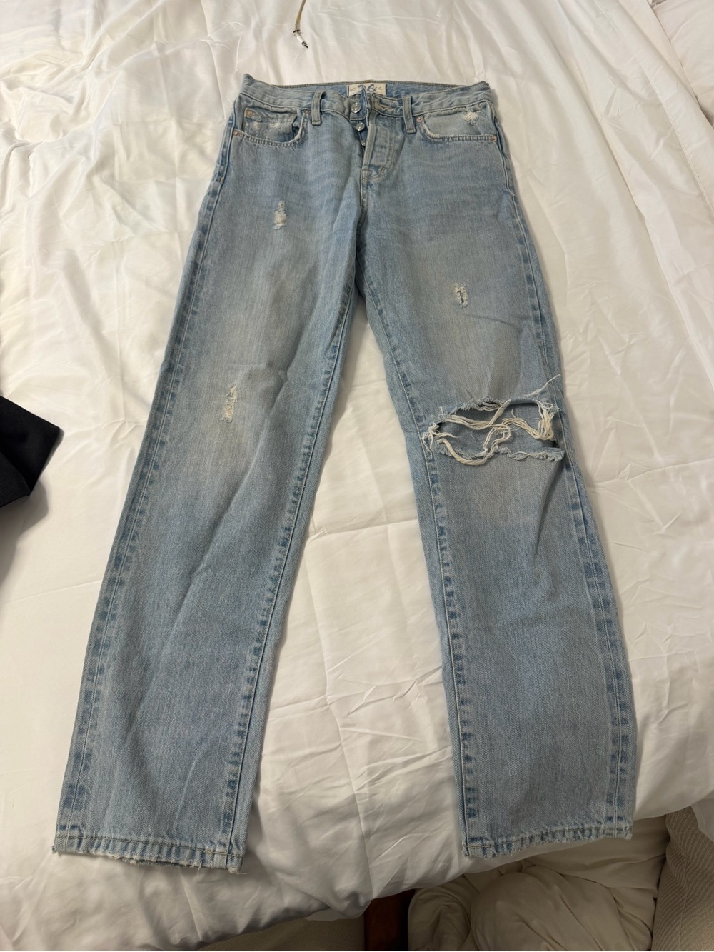 Light Blue Straight Women’s Jeans with Distressed Detail